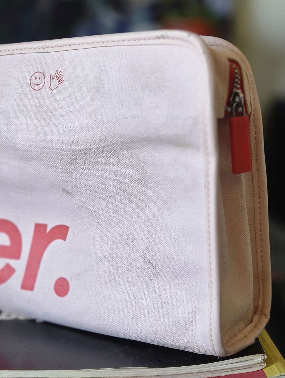 Glossier Beauty Bag - Pink Waxed Canvas - Picture 2 of 10